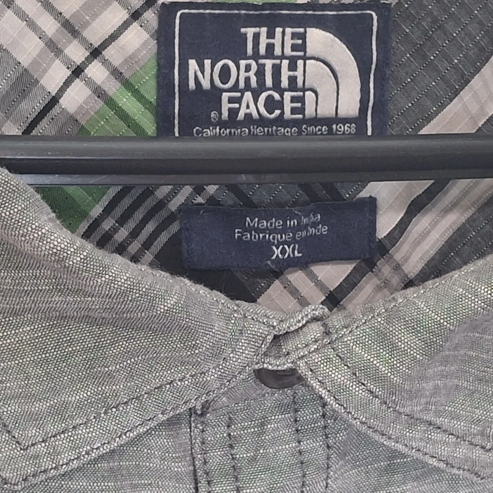 The North Face Chambray Button Front Shirt Size XXL